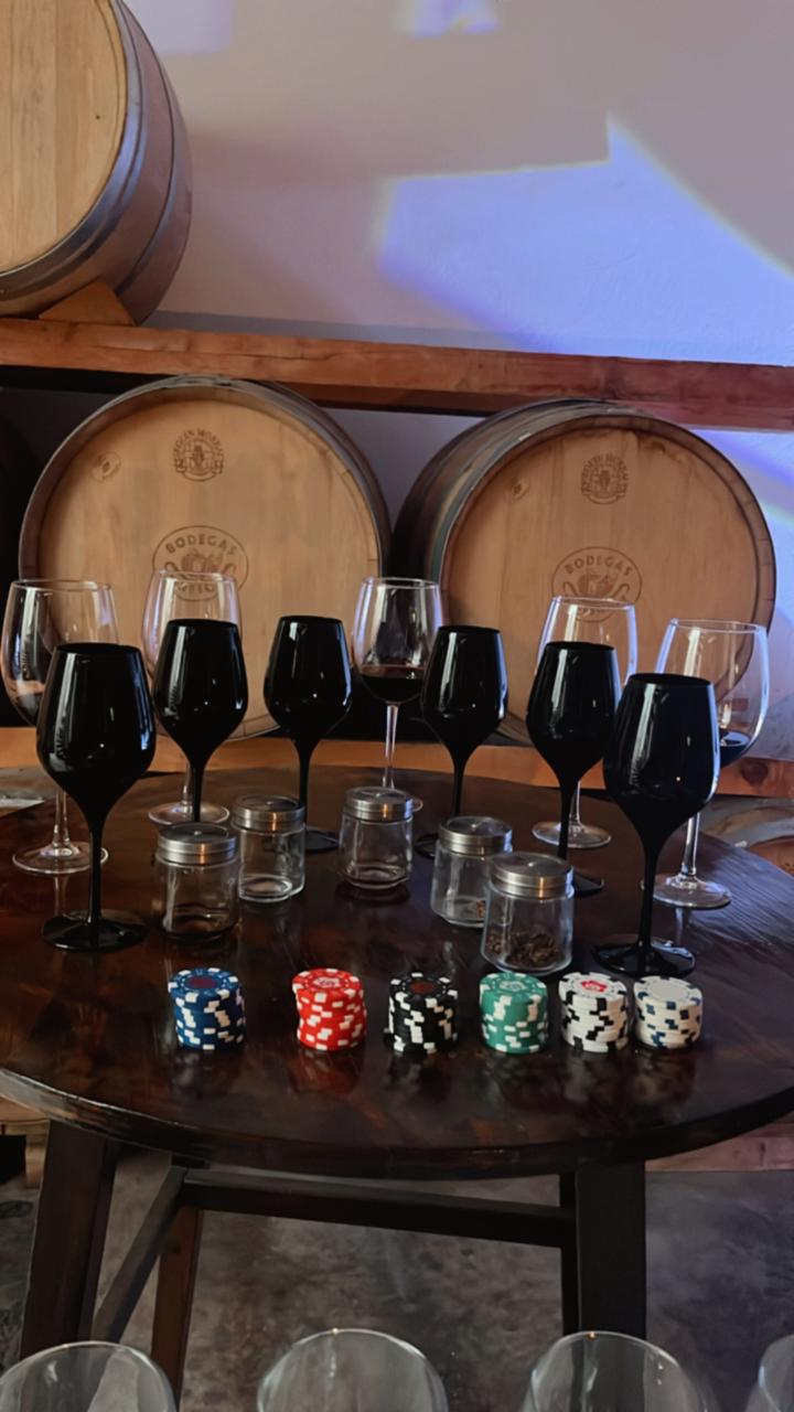 Juego Enigmas del Vino / Wine Quiz